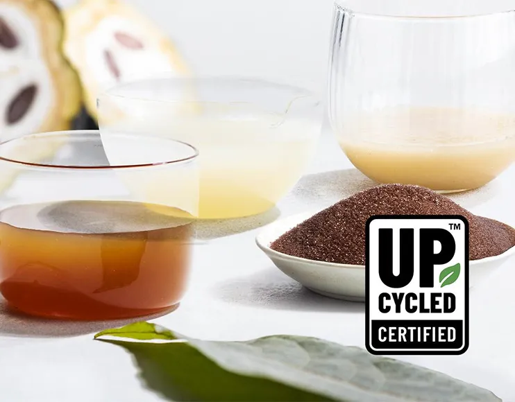 Image shows upcylced cacaofruit offering used in drinks and snacks.