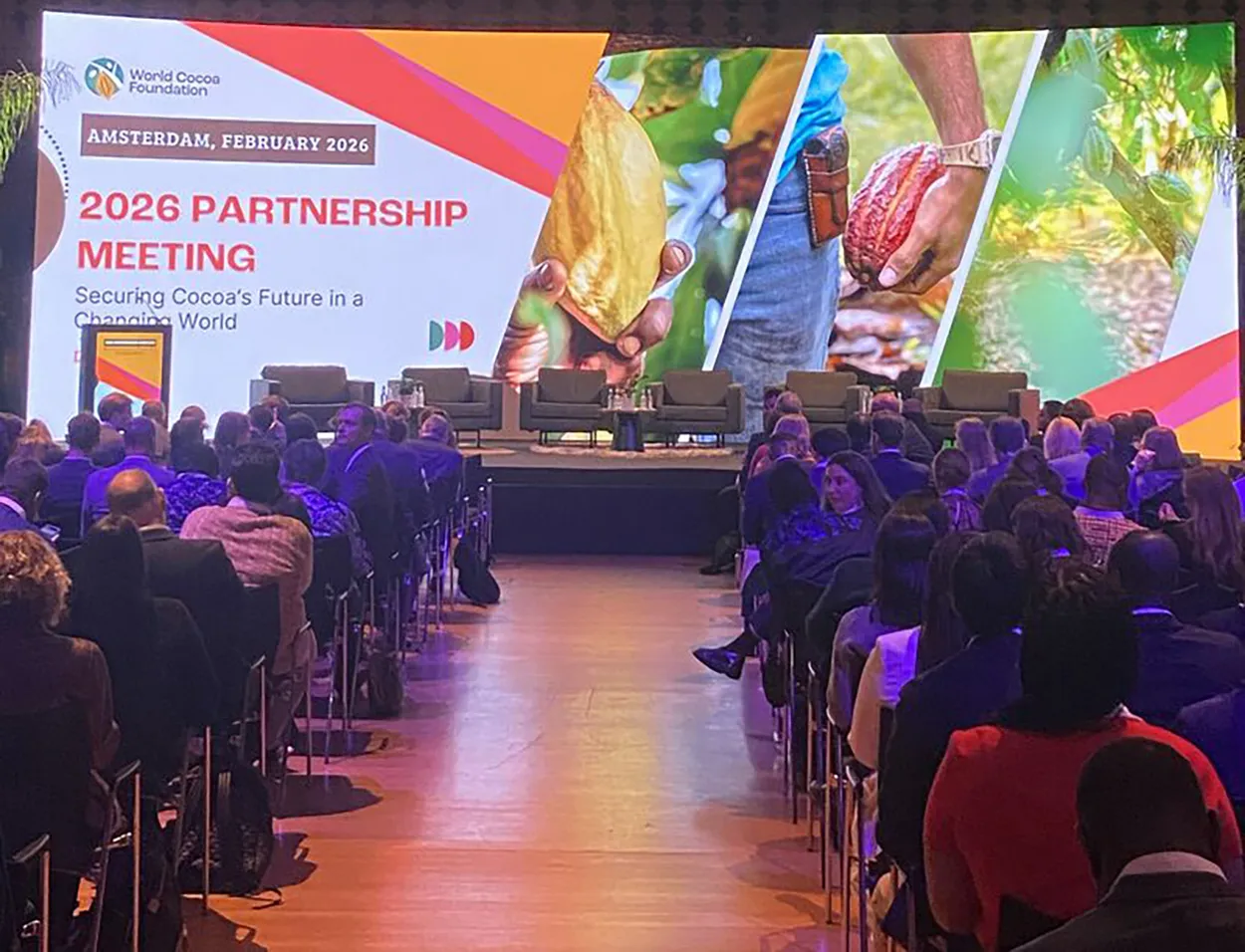 Image shows the main stage and delagats at the World Cocoa Foundation Meeting